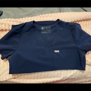 Figs Catarina One Pocket Scrub Top - Navy